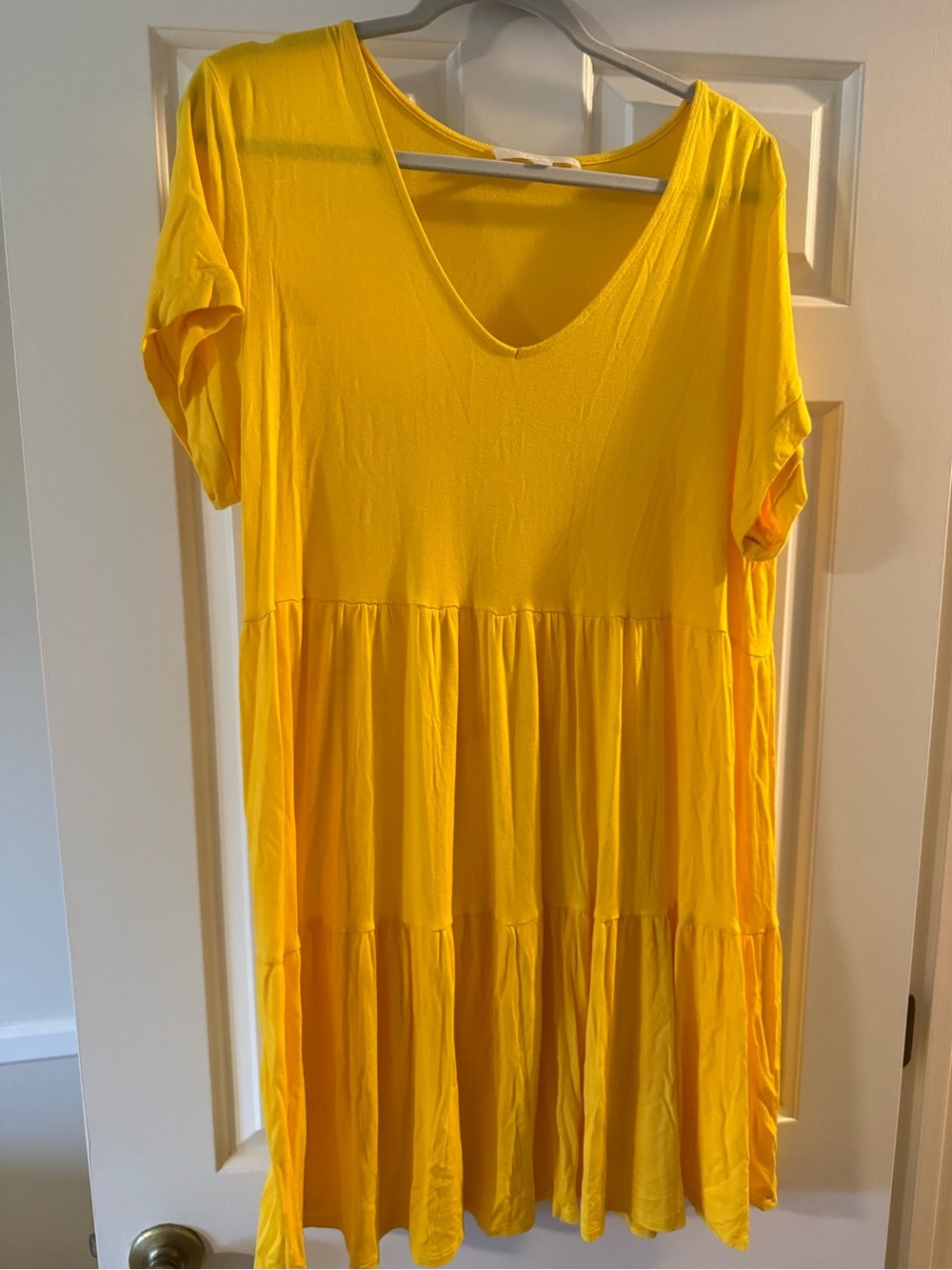 Adyson Parker XL women’s Bright Yellow V-Neck Tiered Dress